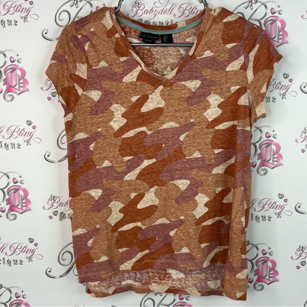 Tahari tshirt tee camo style camouflage Brown and Tan Camo V-Neck Top